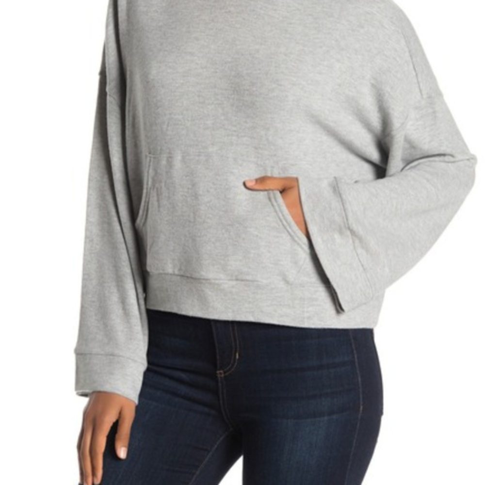 NWT cupcakes and cashmere Canby Wide Sleeve Hoodie